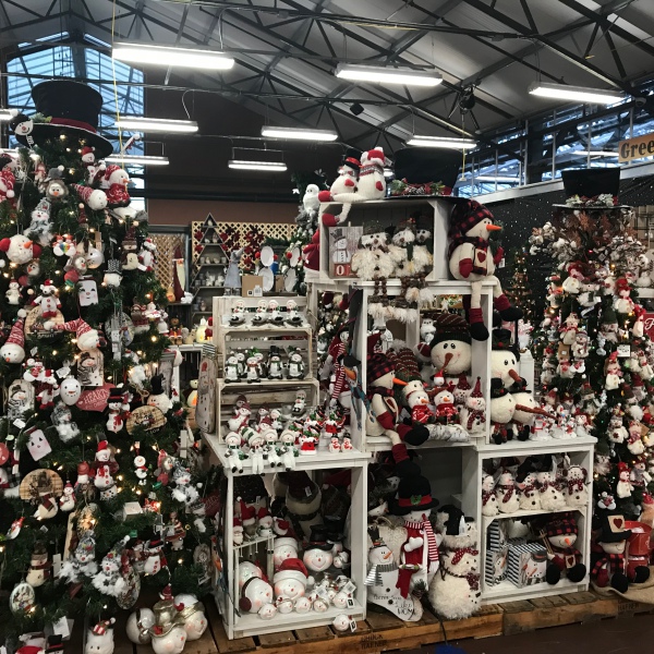 Christmas Decorations - Chuck Hafner's Syracuse